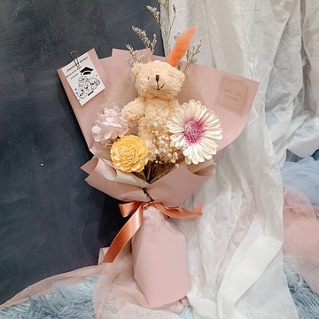 畢業熊 畢業花束 莫蘭迪色系 韓式花束 情人節花束 生日禮物
