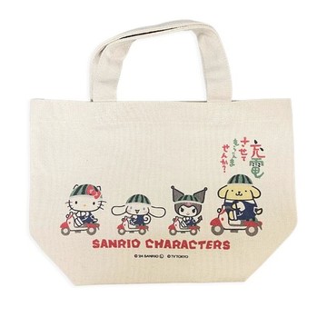 小禮堂 Sanrio 三麗鷗 x 出川哲朗歐兜邁冒險趣 帆布手提午餐袋 (電動車款)
