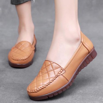 春秋懶人媽媽鞋真皮舒適單鞋女休閑豆豆鞋軟底平底中老年女式皮鞋