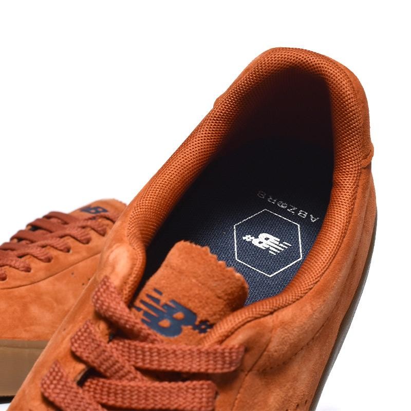 日本未発売 NEW BALANCE NUMERIC NM22WHT ”ORANGE GUM