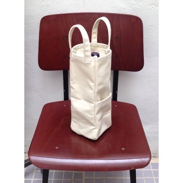 EVERYTHING IN BETWEEN 紅酒提袋