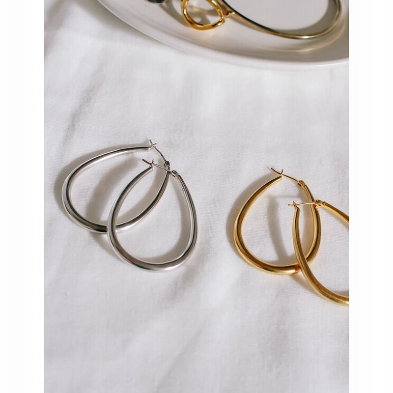 グッチ　オーバル　3 リンク　ドロップ　ピアス　925 GUCCI - グッチ オーバル 3 リンク ドロップ ピアス 925の通販