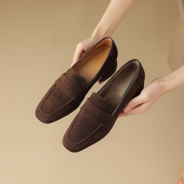 貓哥手工女鞋2024新款磨砂加絨中跟樂福鞋女復古方頭粗跟單鞋大碼