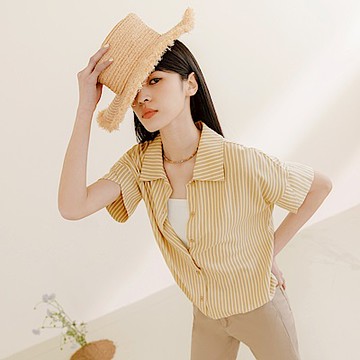 OB嚴選-不易皺條紋開襟下襬鬆緊上衣