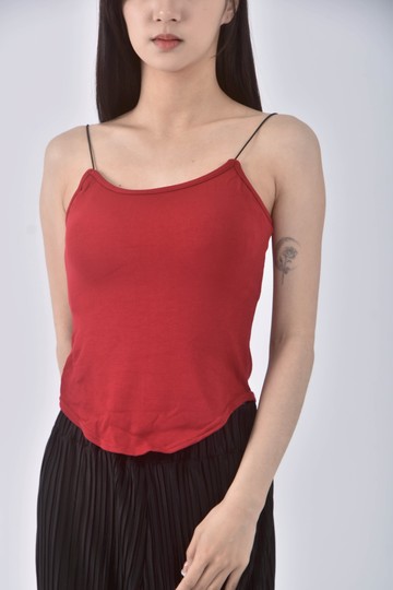 (S) 【晏寧私服】質感吊帶棉質針織紅色上衣