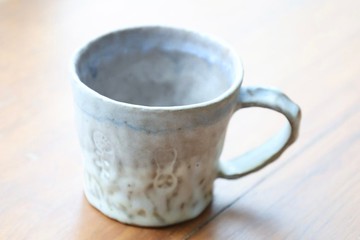 【聖誕禮物】日本進口土兔熊侘寂風白色層次釉色手捏陶馬克杯小型