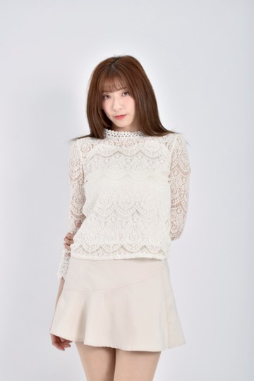 (S) ajpeace質感蕾絲白色長袖上衣