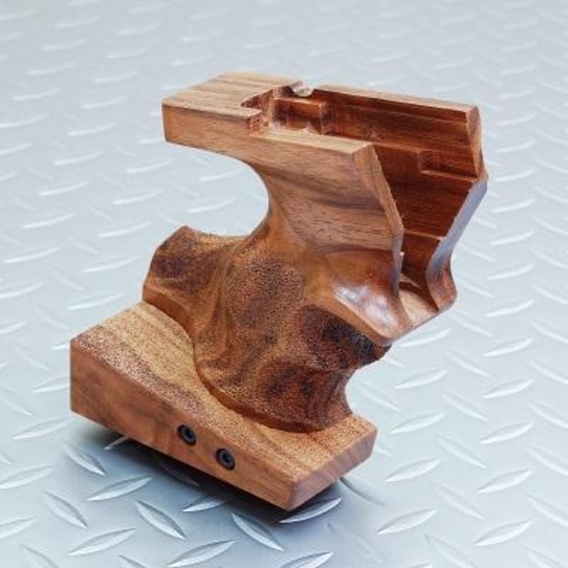 マルゼンAPS―3　アナトミカルウッドグリップ マルゼン純正・APS-3用ウッドグリップ(左用)【製品レビュー