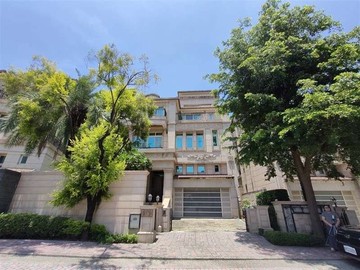 ★義大皇家頂級裝潢電梯車庫別墅｜高雄市大樹區義大七街