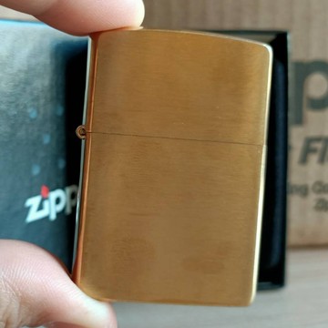 【現貨附發票】美國 Zippo 打火機 正品 黃銅拉絲   型號204B