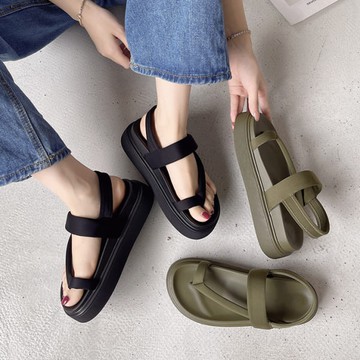 厚底鞋．時髦素面線條繞帶套趾涼鞋．白鳥麗子