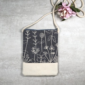 電話包/肩背包/鈄背包/手機袋 / 手機包 ~ 優雅花蔓 (D-51)