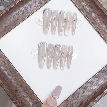 🥰可可新品🥰奈姿 手工光療穿戴甲雅俗共賞長細狗貓眼批髮成品美甲貼片手工穿戴甲日常穿戴甲顯白美甲片高級感穿戴甲 UJPT