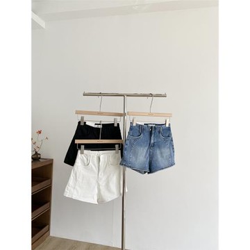 2025年夏季新款韓版百搭休閑學生牛仔短褲女高腰顯瘦A字闊腿熱褲