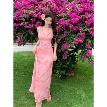 法式氣質顯瘦紙片人甜美長裙高級感浪漫碎花吊帶收腰v領連衣裙夏