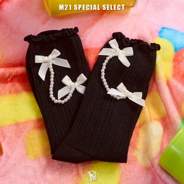 MISS 21 The Ribbon! 蝴蝶結珍珠鏈飾木耳邊中筒襪－黑