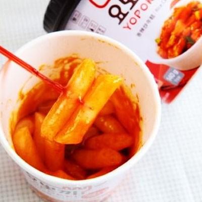 『ヨッポギ』即席カップ甘辛トッポキ(140g) インスタント トッポキ 韓国料理  韓国食材 韓国食品