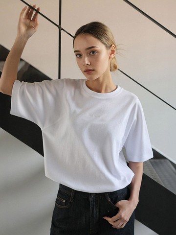 Claw Cut Embroidered Short Sleeve T-Shirt