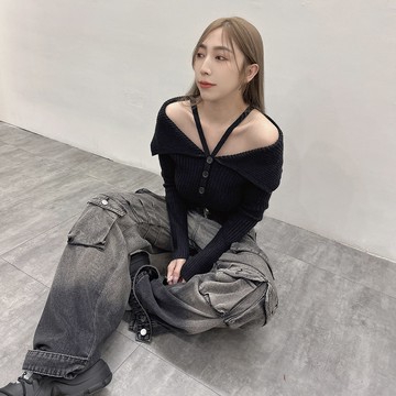 V領翻領針織上衣-黑【KT224641】