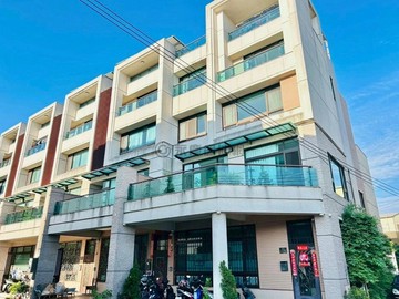 郁飯糰獨家神岡輕屋齡大地坪邊間可停車美別墅｜台中市神岡區中山路