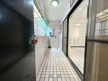 樹孝商圈華宮庭園入門大玄關寬敞二房平車｜台中市太平區樹孝路