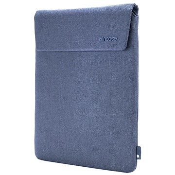 Incase Crosstown Sleeve for MacBook Neo 13吋 直式筆電保護內袋 (冰藍色)