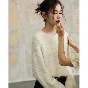 2025網紅爆款軟糯羊駝絨奶白色毛衣女秋冬內搭打底氣質針織衫上衣