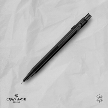 客製化刻字【CARAN D’ACHE】卡達  Black Edition  黑潮 時尚黑自動鉛筆 (原廠正貨)