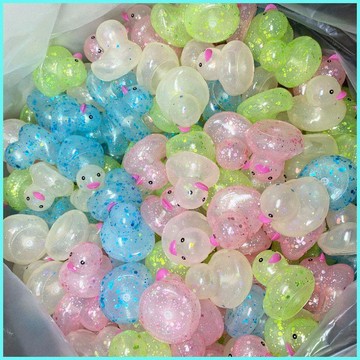 ✨寶貝嚴選✨新品爆款 彩色亮片可愛鴨子 送女生禮品 檸檬茶鴨子洗澡 彩色鸭 儿童洗澡玩具