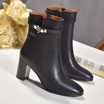 Kelly扣真皮高跟短靴歐洲站時裝靴女2024秋季新款休閑短筒馬丁靴