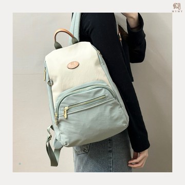 MYMY 雙側拉鍊防盜後背包 灰綠色 尼龍/後背/防盜/防潑水/布包/後開式)