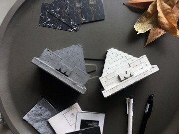 曙MUSE M字金字塔水泥名片架  辦公室 擴香石 手作 創意 居