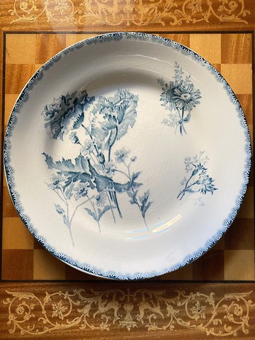 淺色雛菊古董餐盤