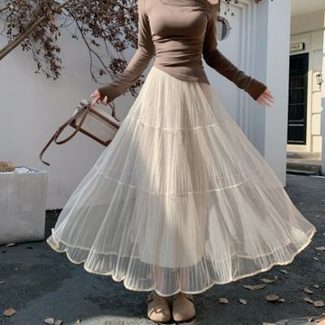 La Belleza法式溫柔風鬆緊腰內裡百摺絨布網紗拼接鏤空大裙擺長裙(有內襯)