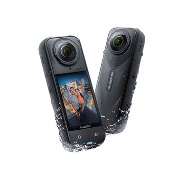 Insta360 X5 8K 全景運動相機 萬能套裝 黑色