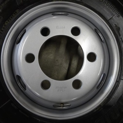 4t車 中古品 再生タイヤ 225/80R17.5 123/122 LT ブリヂストン