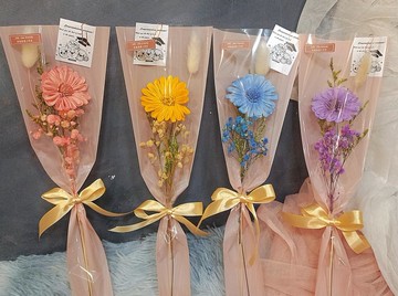 簡約風畢業花束 太陽花 向日葵  教師節  七夕情人節  婚禮小物