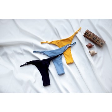 ☀Chi's shop~☀ 現貨供應 獨家訂製款 單買丁字泳褲 黑色/亮眼黃/灰藍色S~L 小丁 可游泳泡溫泉 隔日到貨