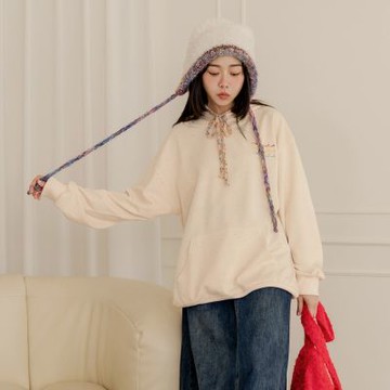 OB嚴選中大尺碼-棉質彩點配色刺繡造型寬鬆帽T《AB20863》