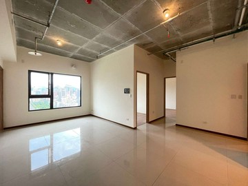 洽國泰小邱室內使用約34坪景觀讚｜新北市新店區啟文路