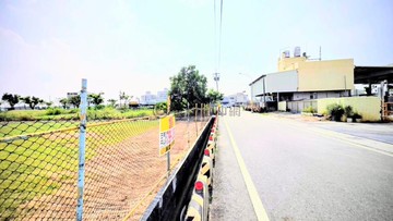 光明路中庄社區次三角窗建地目都計土地｜高雄市大寮區磚子磘段