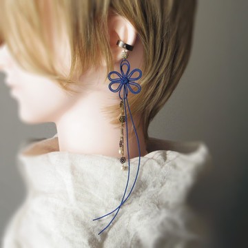 單邊耳骨夾 ひとあしこつり・透