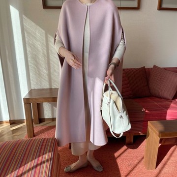 初色 純色圓領無袖長版扣式寬鬆毛呢馬甲披肩外套-共4色-64168(F可選)