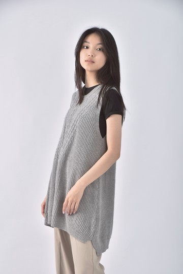 (F) o liway背心灰色上衣