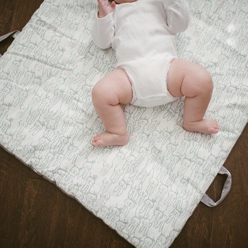 美國 Blabla Kids | 多功能床墊/遊戲墊 - 手繪風兔子/星星 B21110270