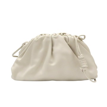 BOTTEGA VENETA BV 寶緹嘉 米色 羊皮 Mini Pouch 肩背包 雲朵包 【二手名牌BRAND OFF】