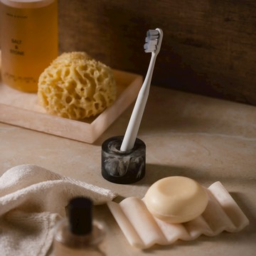 丹麥 Ferm Living MIST 牙刷架 炭墨黑