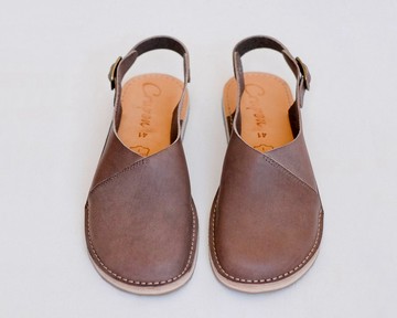 灰色涼鞋、露跟涼鞋、皮革涼鞋、夏季涼鞋、女士涼鞋、夏季鞋