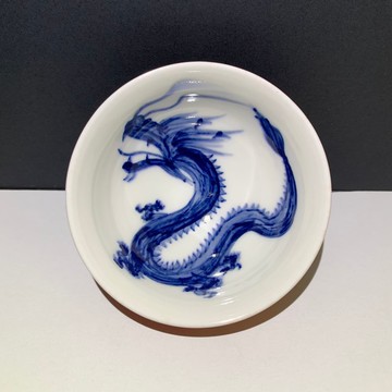 手繪祥龍-孔雀開屏茶杯 80ml 邱毓寧 鶯歌燒 G2-04