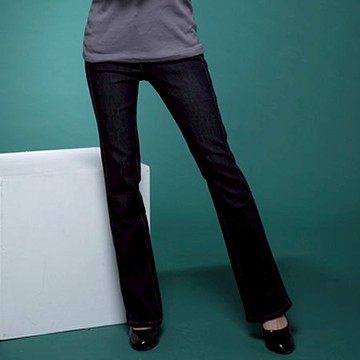 牛仔褲--絕對顯瘦素面側邊車線中腰小喇叭牛仔褲(S-7L)-N31眼圈熊中大尺碼